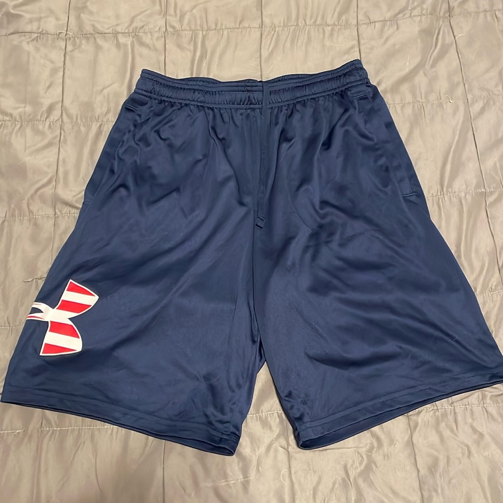 Men’s Under Armour Freedom Tech Big Flag Logo Shorts